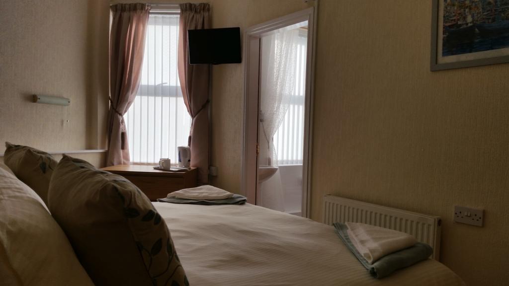 The Trevelyan Hotell Morecambe Rum bild